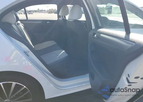 2017 Volkswagen Jetta 1.8T Sport from USA, damaged, VIN 3VWD17AJ5HM387021